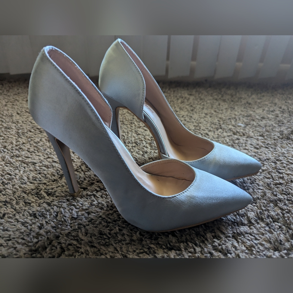 Light Blue, Satin High Heel Pumps, Bella Luna, Size 6.5